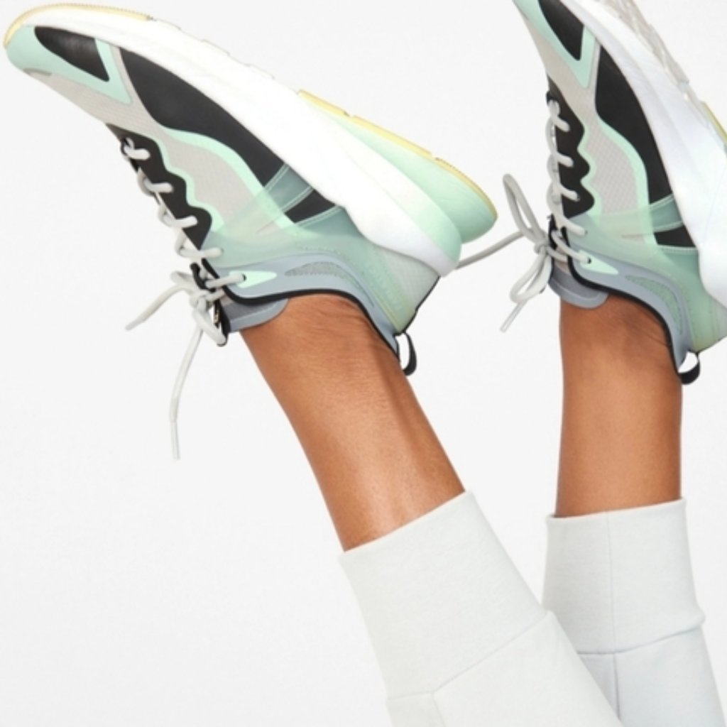 Fabletics| Cheviot Performance Sneaker